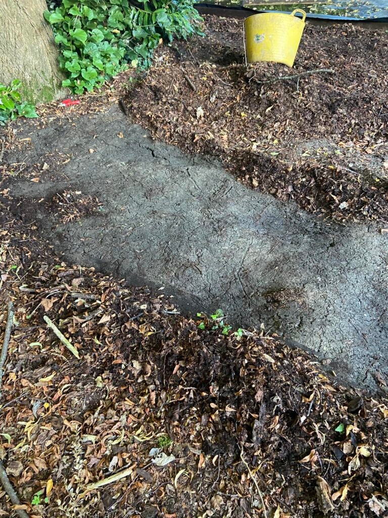 Dead soil under weed fabric